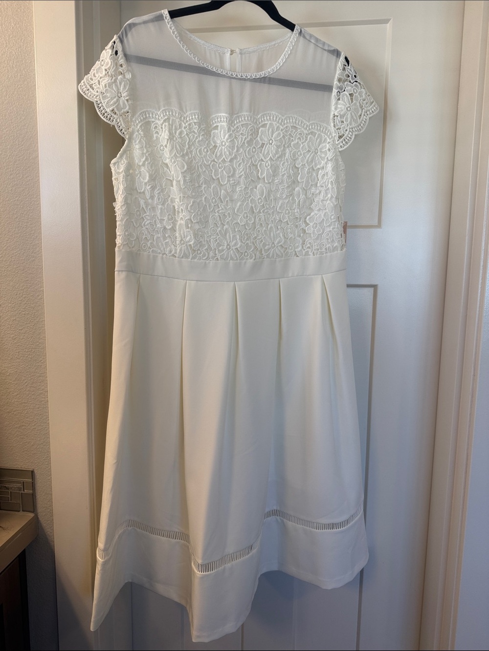 Nanette Nanette Lepore Bella Donna White Lace Dress Size 14 NWT